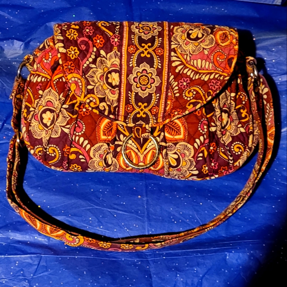 Vera Bradley mid-size shoulder bag w/adjustable strap